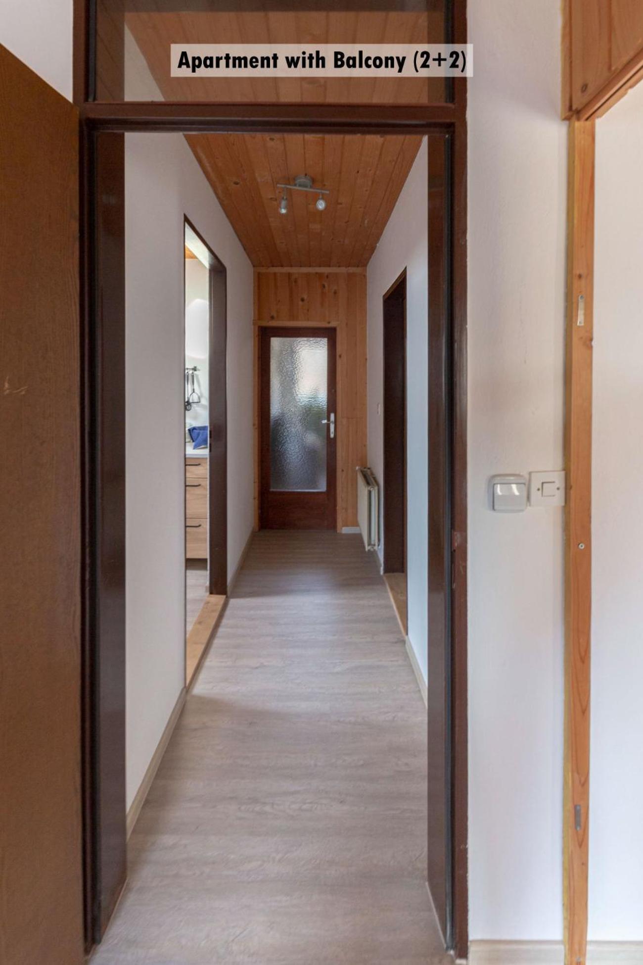 Apartments Farm House Uric Jesenice Bagian luar foto